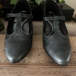 Classic Grey T-Strap Women's Heels 8.5